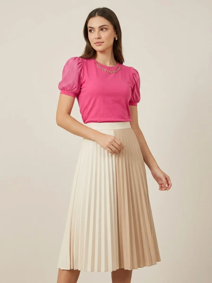 Blusa Yoko Hapuk em Malha Pink com Mangas Bufantes e Detalhe Corrente