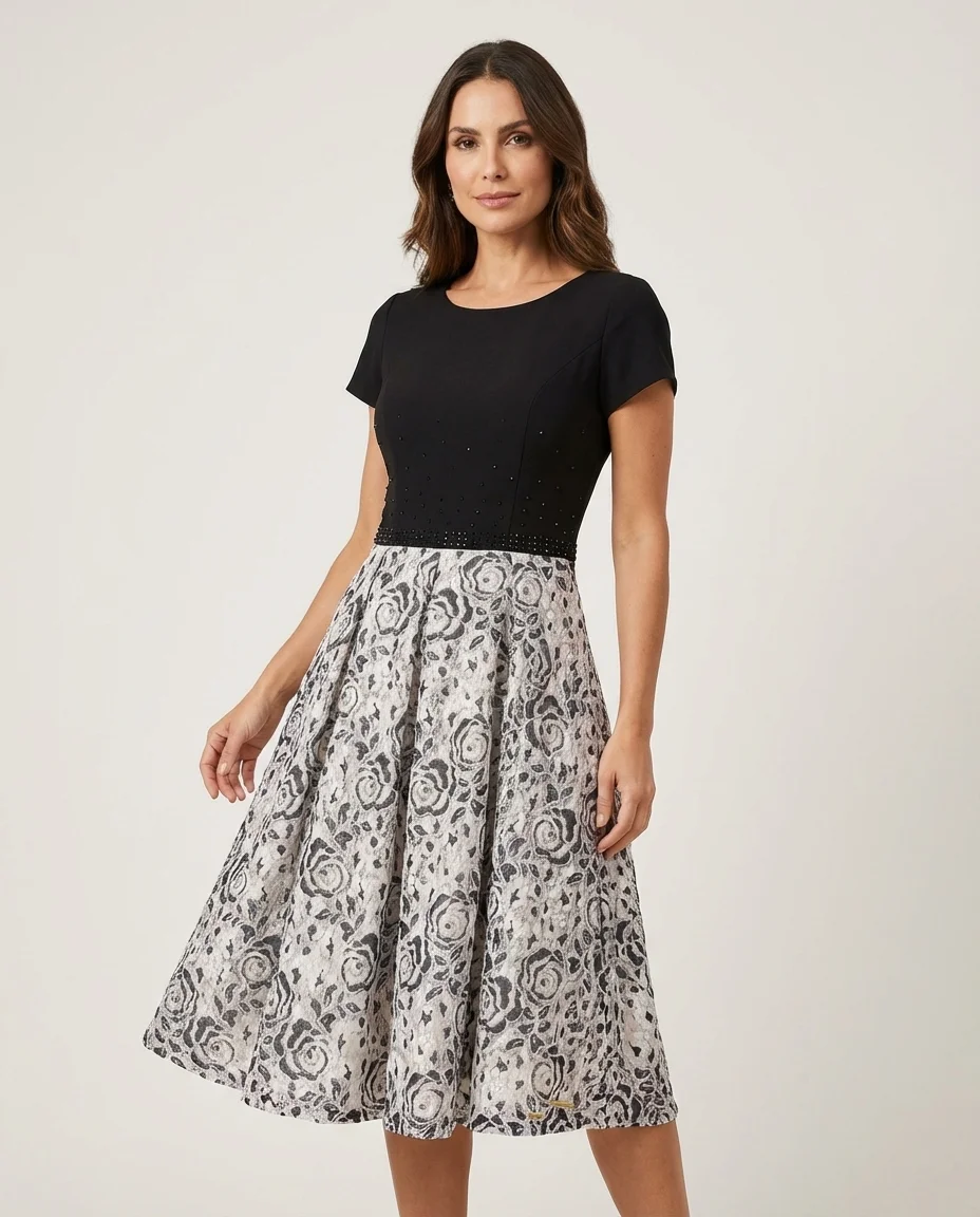 Vestido Via Caruso Midi Rodado Floral Preto e Off White