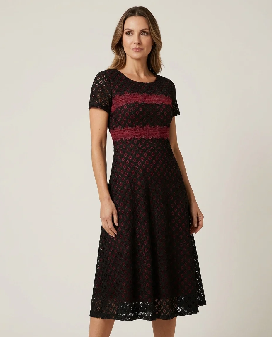 Vestido Midi Bicolor em Renda Guipure Via Caruso